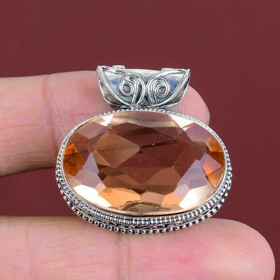 Wisiorek z fasetowanym morganitem Autentyczny kamień szlachetny Wisiorek ze srebra próby 925 Ręcznie robiony wisiorek w stylu boho Wzór vintage Biżuteria Prezenty dla Mamy