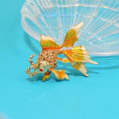 Rhinestone Dripping Oil Gold Colorfish Spit Bubble Brooch Ladies Creative Cute Animal Shirt Coat Accessory Pin