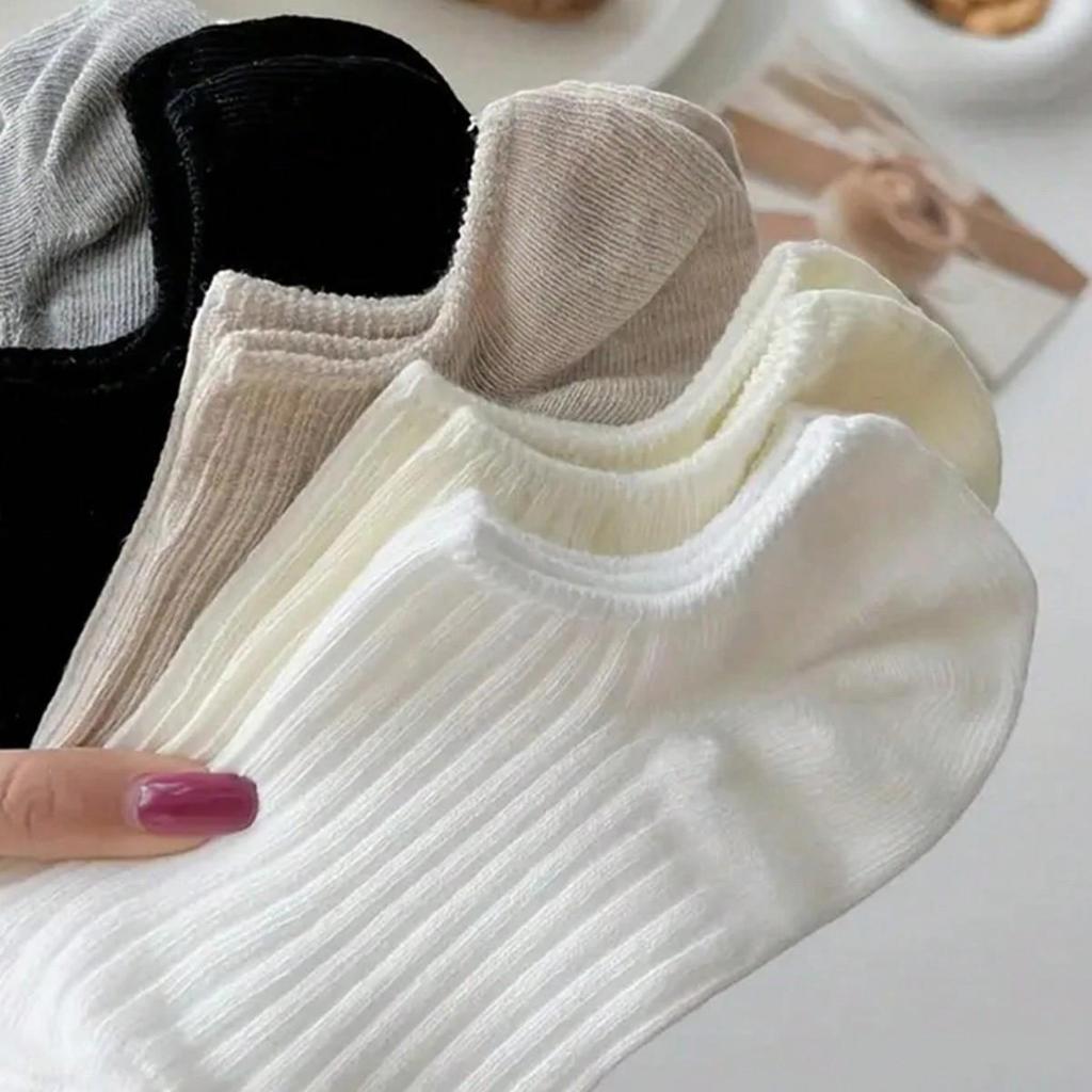 Japanese Style Non-Slip Low-Cut Women's Boat Socks - Breathable, Odor-Resistant, Invisible, Solid Color Antibacterial Design.