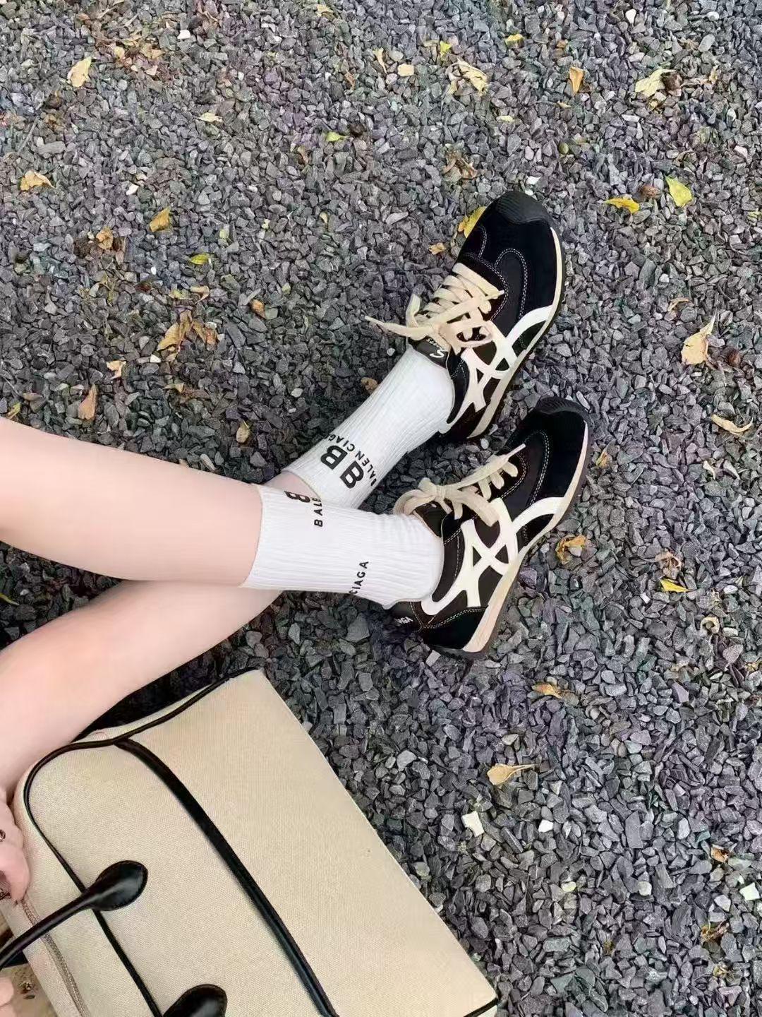 

2025 Retro German Trainer Women’s Autumn Fashion Color Block Skate Shoes 38