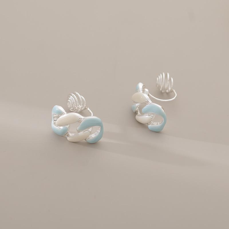 

Sweet Woven Loop Earrings Fashionable Mosquito Ear Pierceless Ear Clips