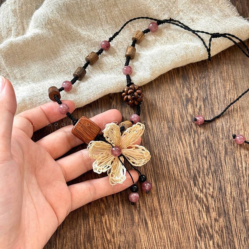 Retro New Chinese Flower Beaded Necklace, National Style Wooden Bead Woven Long Braided Rope Collarbone Chain, Women'S High-End Neck Chain