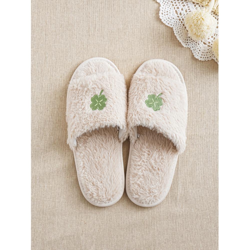 

Туфли для гостиной Daiso Instep Embroidery Point Fur 230 250 мм бежевый