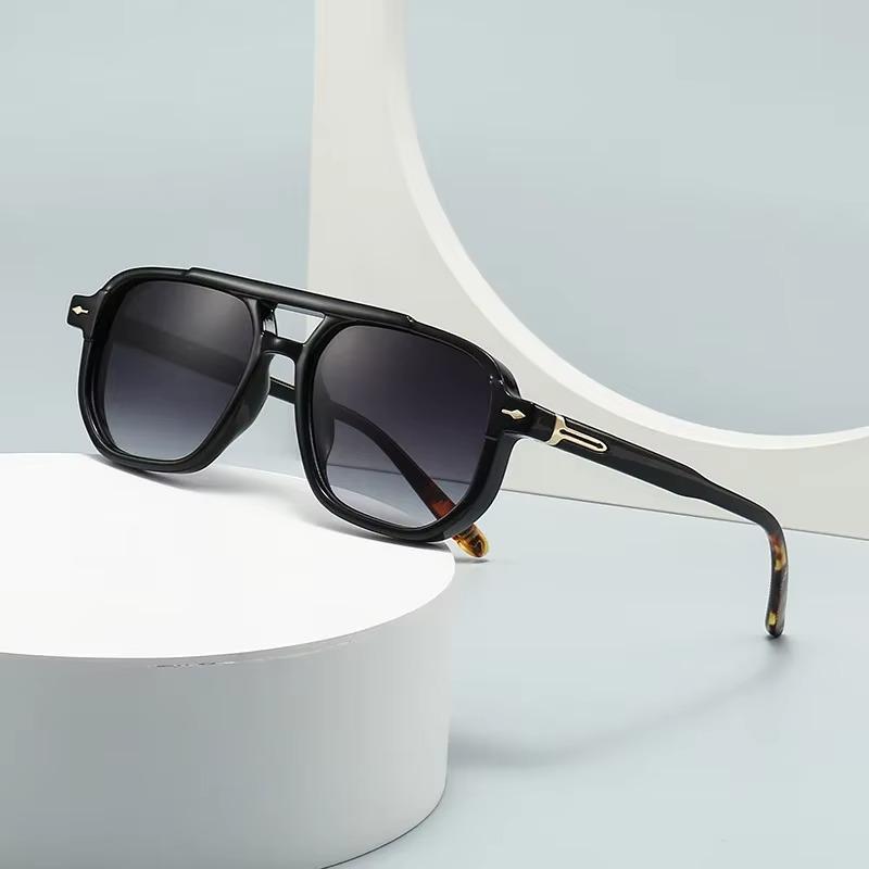 Occhiali da Sole Quadrati da Uomo con Doppio Ponte Vintage Moda Lenti Trasparenti Oceano Occhiali da Sole da Donna Tendenza Borchie Occhiali da Sole UV400