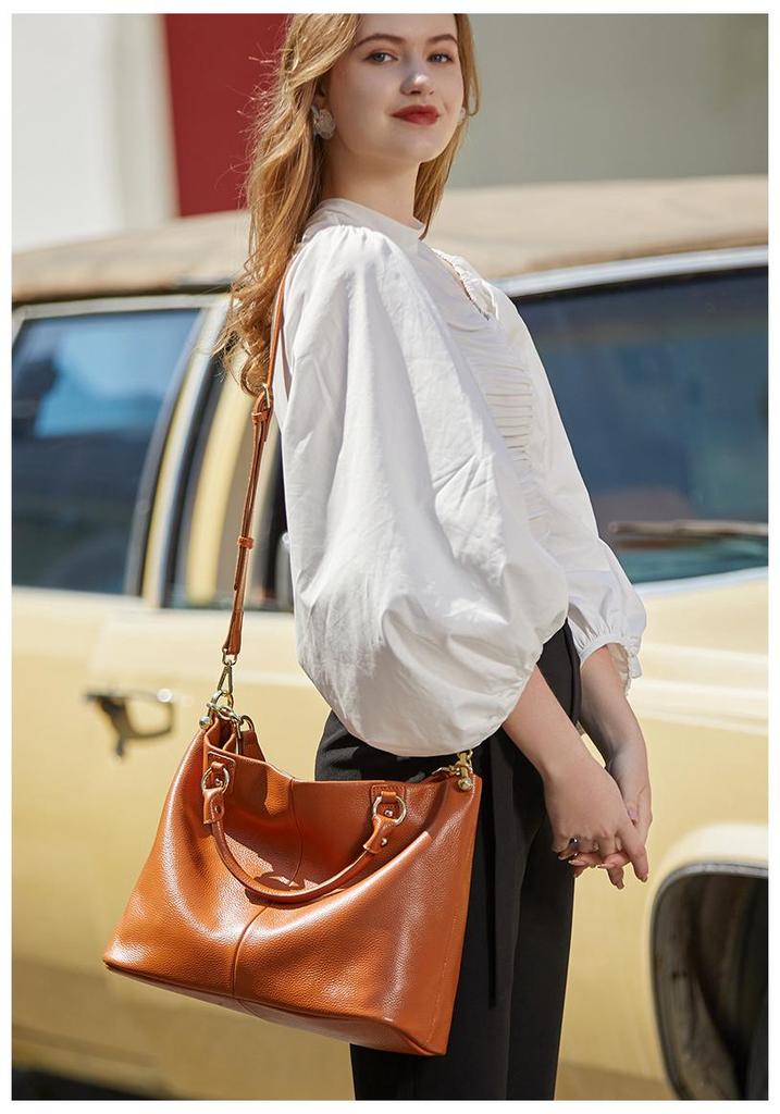 Women's Genuine Leather Large Capacity Crossbody Tote Bag - Top Layer Cowhide, New Style, High-End Shoulder Handbag for Commuting.