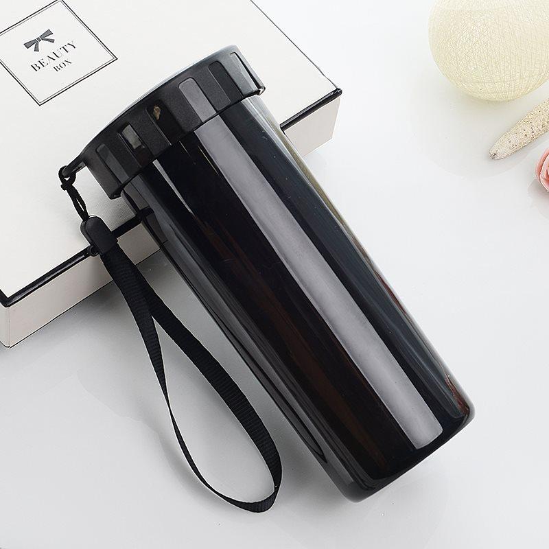 Wasserbecher, Plastikbecher, tragbar