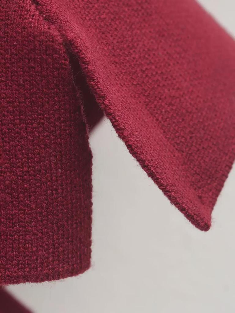 Early Autumn V-Neck Slim Cardigan & Hip Skirt Set for Women