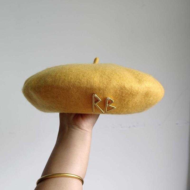 

Фиолетовый берет RB из шерсти с английскими буквами, осенне-зимняя шерстяная шапка цвета конфет, женская шапка, зимняя шапка, берет M55-58cm