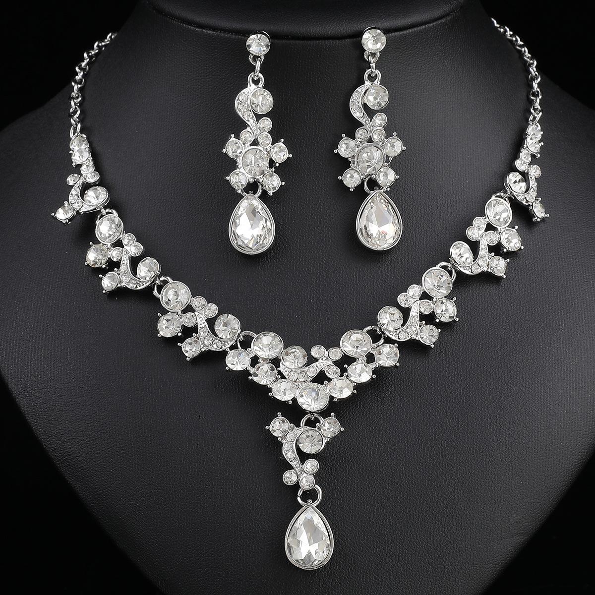 2026 Bridal Necklace Set High-end Crystal Diamond Wedding Dress Banquet Dress Jewelry Matching 45CM белый