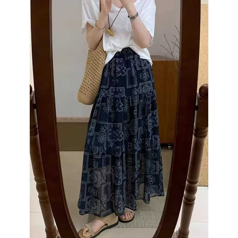 Women's Floral Print Tiered Maxi Skirt Elastic Waist A-Line Flowy Casual Long Skirt