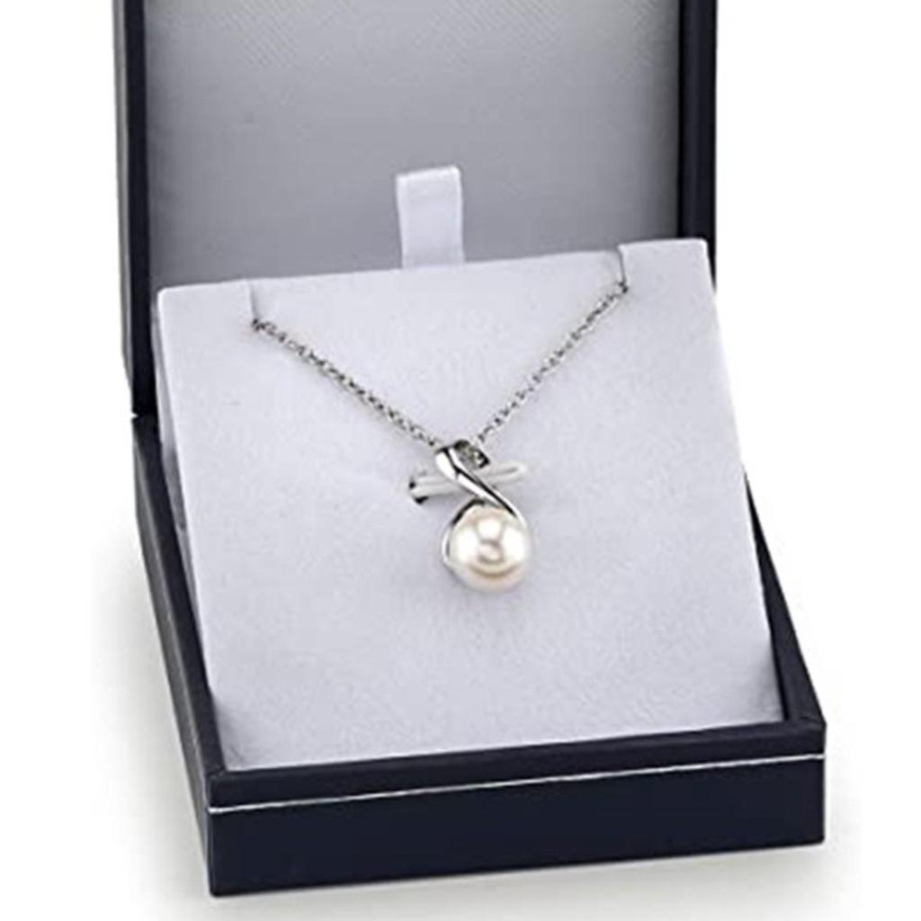 Twisted Infinity Loop Single Round Pearl Pendant Women Classic Cable Chain Clavicle Necklace