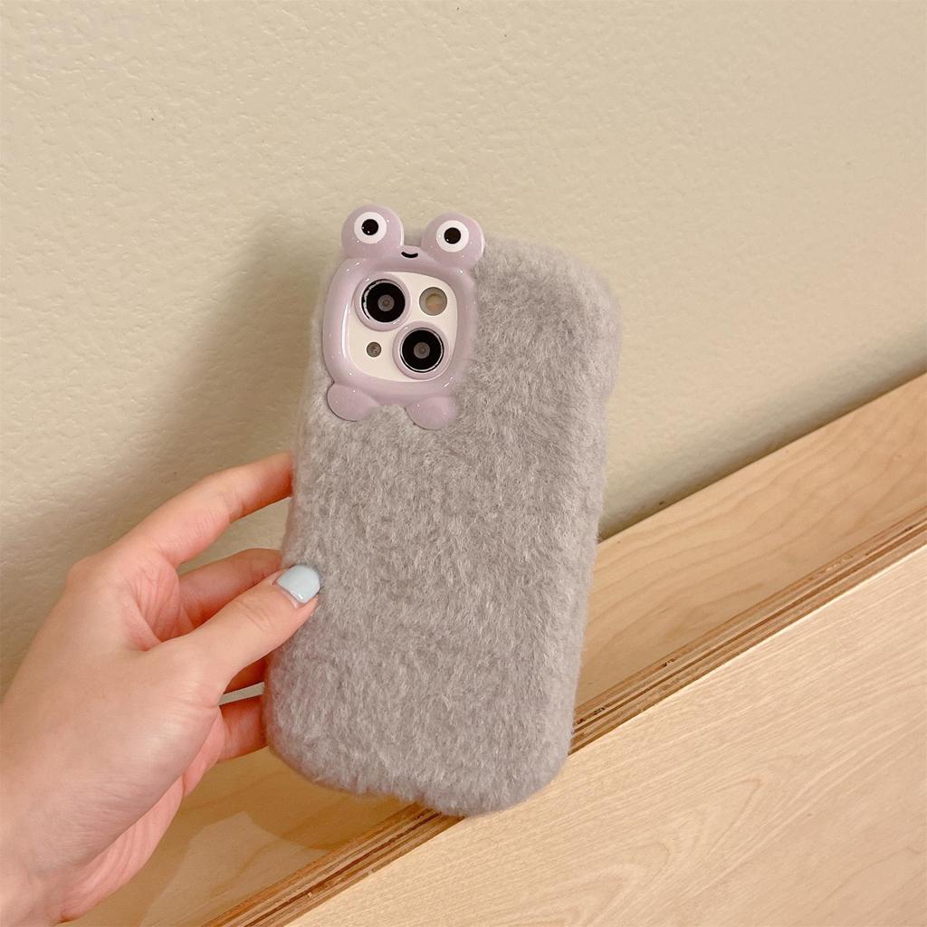 Custodia in Peluche a Forma di Rana per Telefono per iPhone 17/16/15/14 Pro/Pro Max - Morbida, Carina, Cornice Autunnale/Invernale