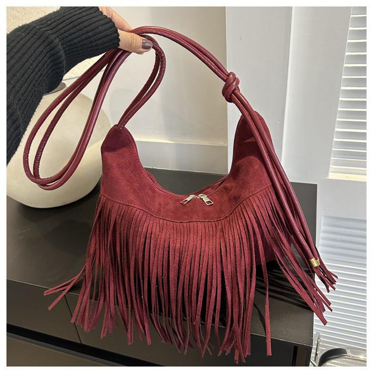 Modische Quaste Große Kapazität 2024 Neu Retro Beliebt Damen Einfach Einzelne Schulter Diagonale Schultertasche