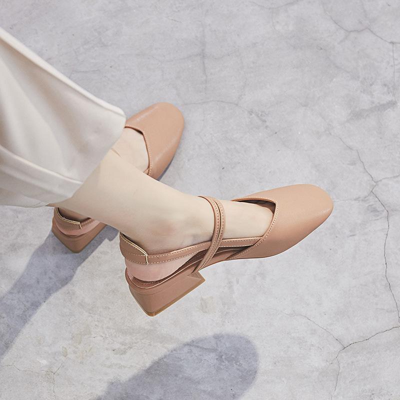 

Baotou sandals women s summer new one-word with thick heel medium heel Mary Jane single shoes women 34 абрикосовий