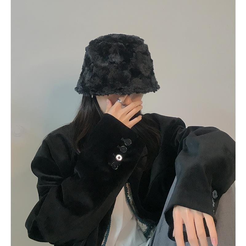 Niche Plush Fisherman Hat for Women In Autumn and Winter Fashionable Warm Ear Protection Bucket Hat