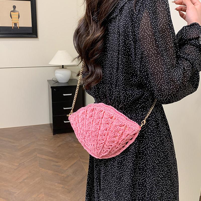 The Vintage Seashell Shape Handwoven Straw Shoulder Bag Summer Beach Handmade Chain Hollow Out Crossbody Bag AVE