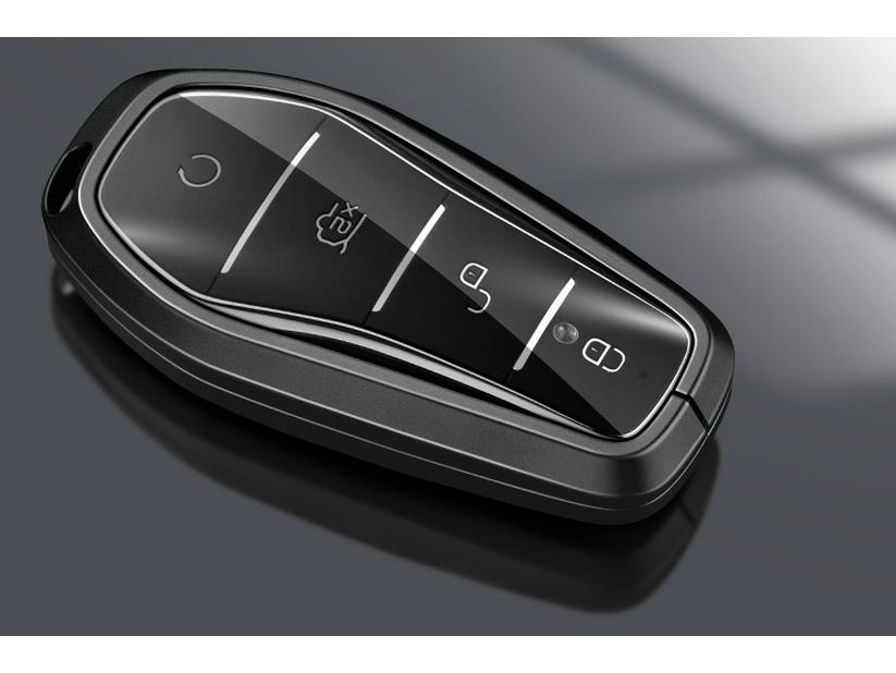 BYD Yuan Pro/Plus Car Key Cover - Genuine Leather Protective Shell with Metal Keychain