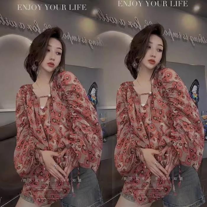 

Топ больших размеров 2-300 цзинь с цветочной лоскутной вставкой, V-образным вырезом и присборенными длинными рукавами для женщин 3XL