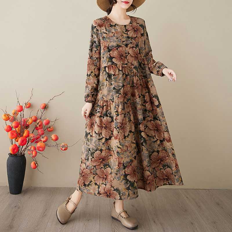 Spring and Autumn Long-sleeved Dress Long Lace Dress