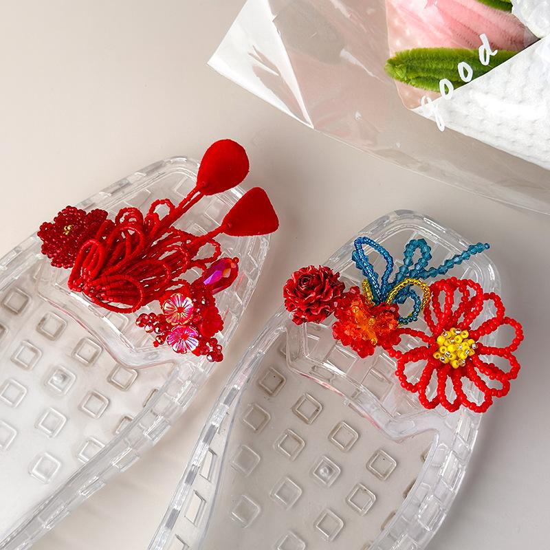 Sparkling Red Beaded Crystal Flower Shoe Clips Elegant Shoe Decor for Sandals Jelly Shoes Banquet Gift Choice