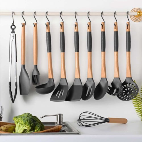 Fushing Stainless Steel S-Hooks for Kitchen Utensils, Closets, and Metal Tool Storage, 10-Pack (Black)