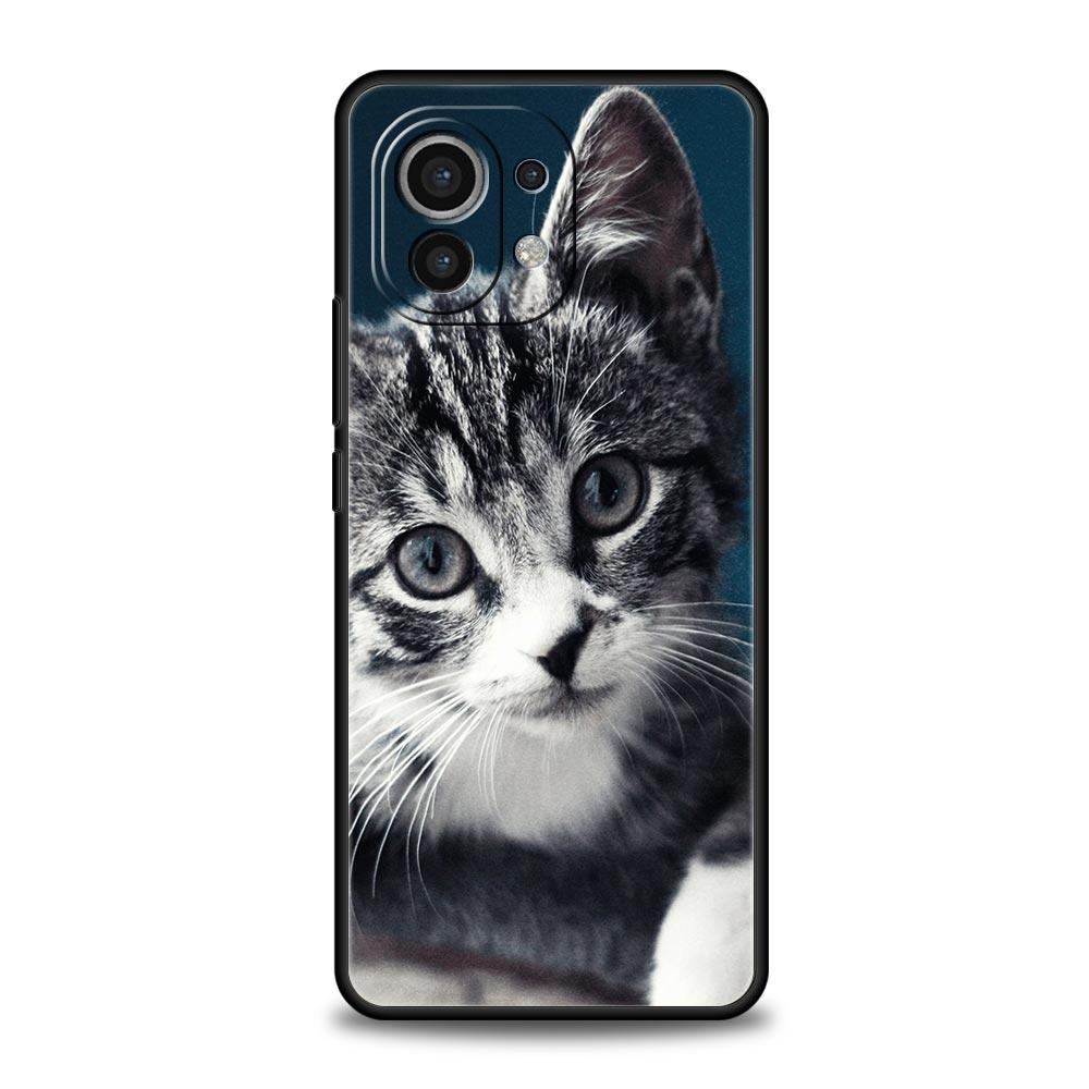 Cartoon Cute Cats Background Phone Case For Xiaomi Mi 15 14 Pro 13 12 11 Lite 10T 11T 12T 13T 14T Poco X6 X5 X4 X3 NFC F3 Cover