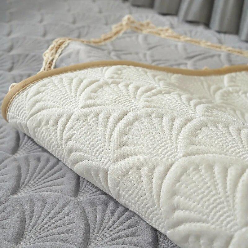 Winter Non-Slip Cushion European Style Skirt Sofa Cover 2022 New Thickened Cover Cloth Plush Sofa Cushion