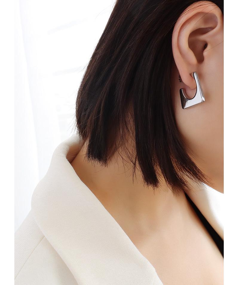 French Style Geometric Square Titanium Steel Earrings, Personalized 18K Gold Ins Accessories