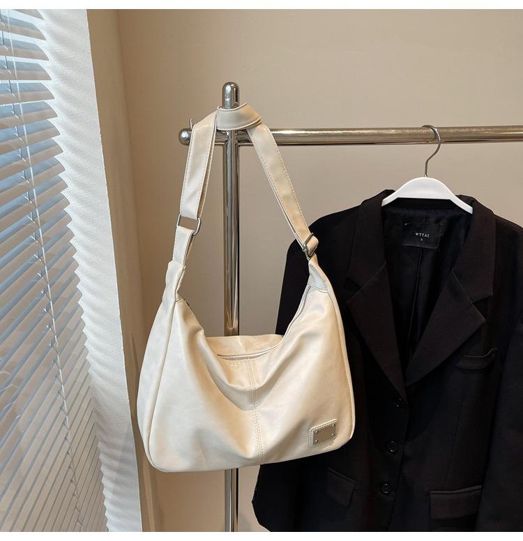 

Retro large-capacity high-end textured bag women 2025 new commuter versatile casual one-shoulder messenger tote bag women