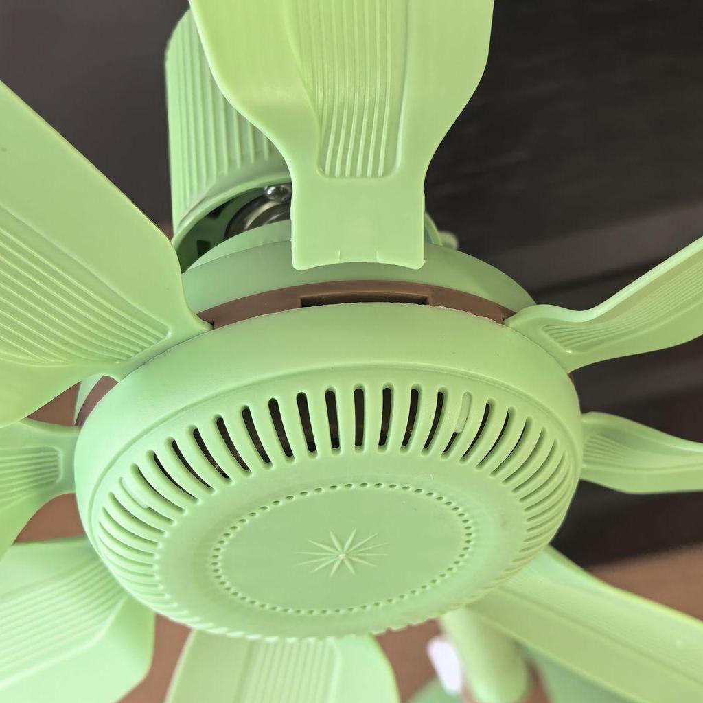Camel Leiser Energiesparender Mini-Vertikalventilator mit großem Luftstrom für Zuhause, Studentenwohnheim und Büro