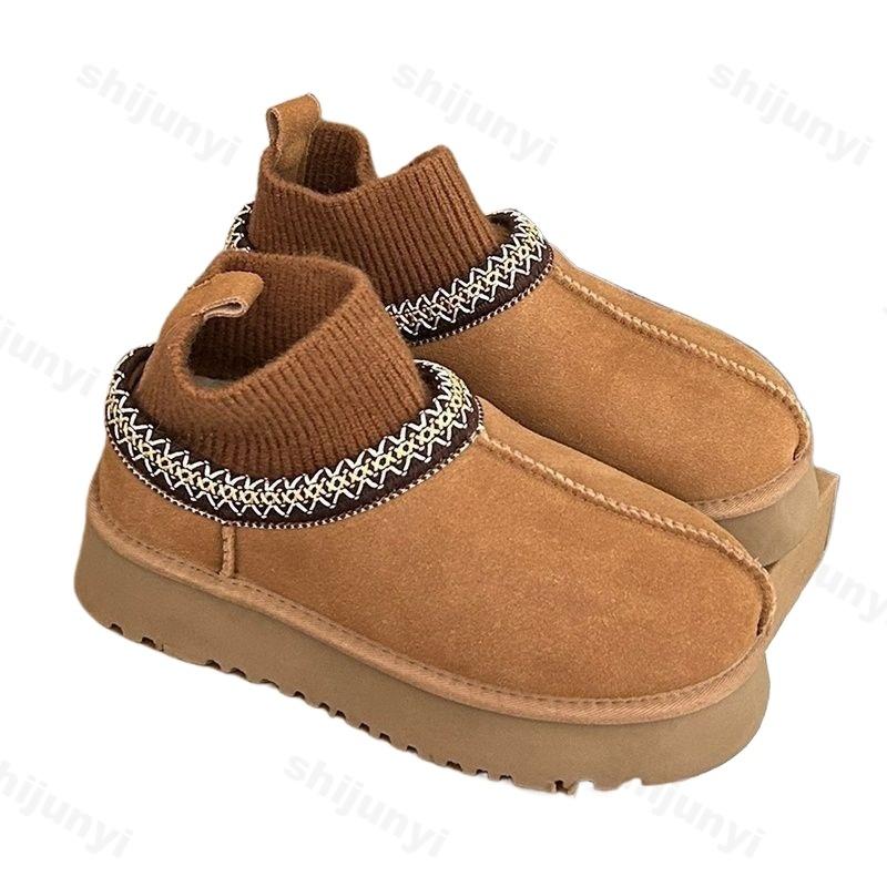 Fashion Women Snow Boots Warm 2025 Winter Knitted Comfortable Non Slip Plush Ankle Boots Platform Round Fashion Short Boots Botas Mujer