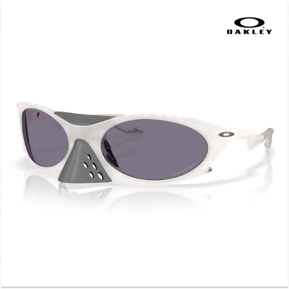 

[Oakley] Oakley White Sunglasses Detachable Nose Guard Plantaris Prism