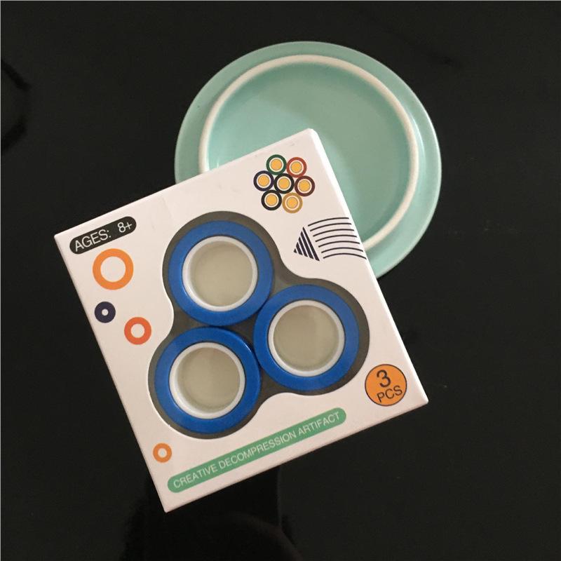 TikTok Celebrity Magnetic Gyro Ring: Adult Decompression & Anti-Anxiety Toy