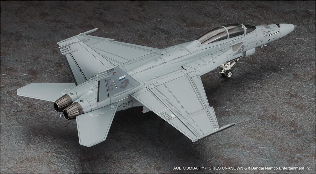 Hasegawa Creator Works Series Ace Combat 7 Skies Unknown Super Hornet Golem Corps Scale Plastic Model SP596 F/A-18F 1/72
