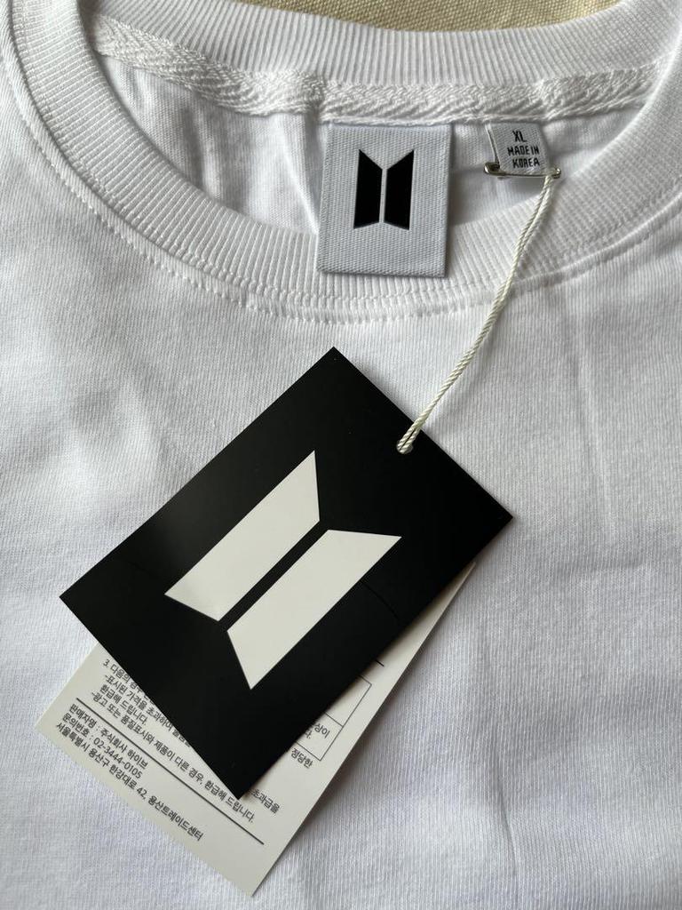 [USED] BTS FESTA T-shirt Whale