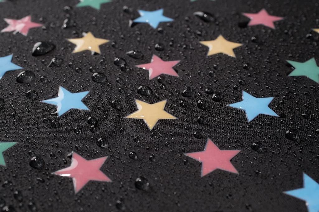 Aprica Stroller Rain Cover, Color-Changing Multi-Purpose Rain Cover for Rainy Days, Compatible with Lacuna, Runrun, Karoon Air, and Luce (White)