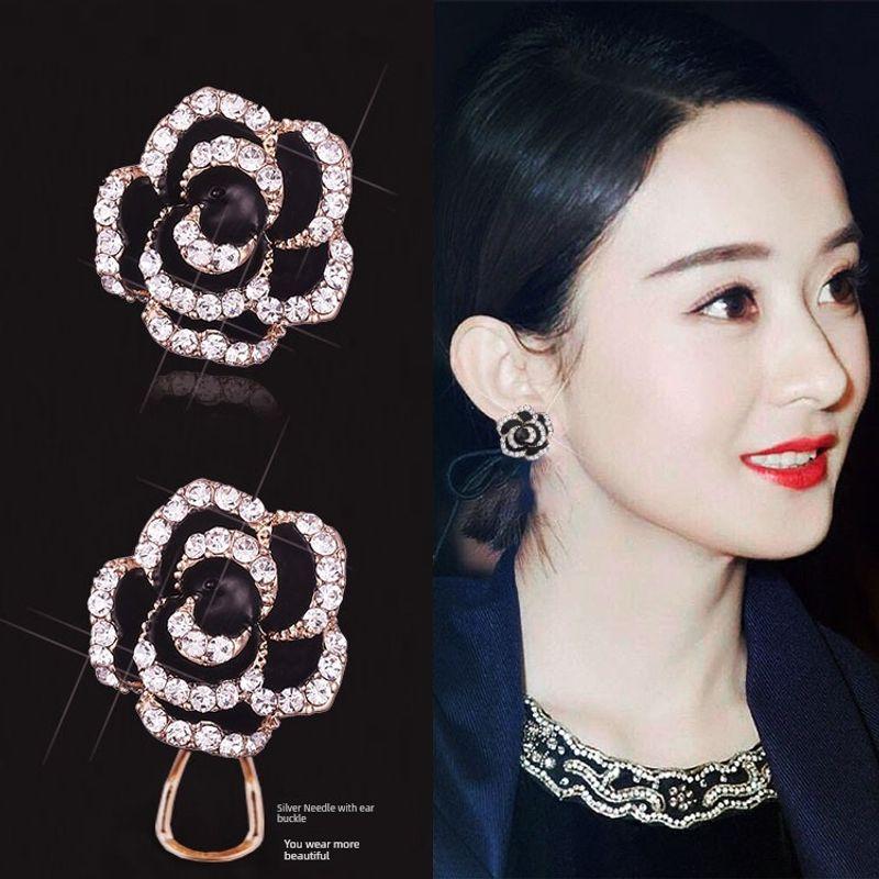 

Korea Luxury High-End Retro Elegant Earrings Rhinestone Crystal Stud Earrings for Women Sterling Silver Needle Easiest for Match Simple Ear Jewelry Camellia Black