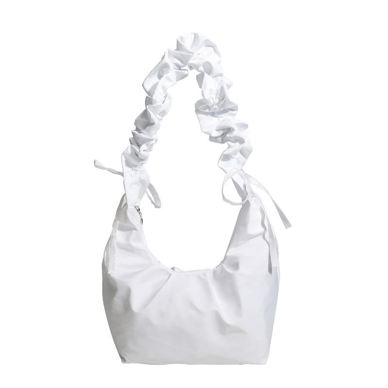 This Crossbody Bag Is Versatile, Niche and Cute. It Features A Large Capacity and A Fashionable Dumpling Bag