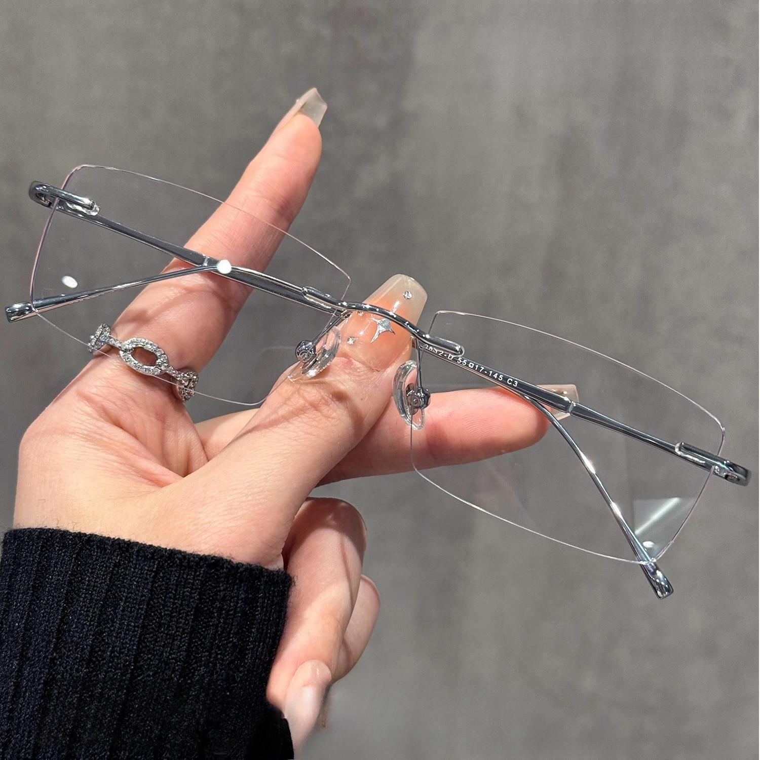 

Популярные Безободковые Элегантные Женские Очки для Близорукости Сверхлегкая Нейтральная Золотая Проволочная Маленькая Оправа Очки с Защитой от Синего Света -250 degrees белый