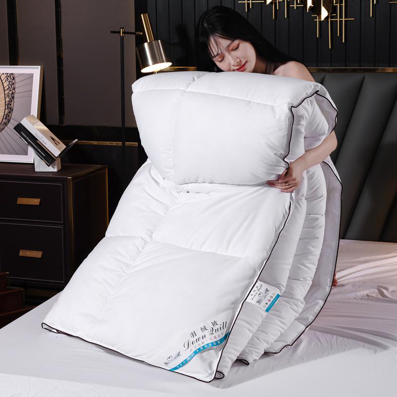 All-Season Feather Silk Imitation Down Quilt for Hotel Bedding
