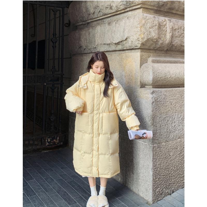 Light yellow down jacket, women's mid length, 2023 winter new style, hooded, thickened, knee high, small jacket