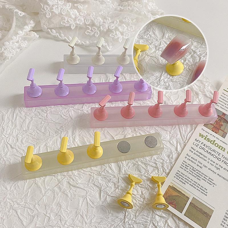 1 Set Jelly False Nail Tips Practice Trainning Display Stand Holder Base Colorful Crystal Nail Art Polish Display Manicure Tools