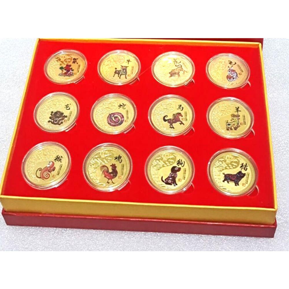 Färgglada stjärntecken, Minnesmedaljer, 12 stycken, Komplett set, Guldmynt presentförpackning, Stjärntecken minnesmynt, Metallhantverkspresenter