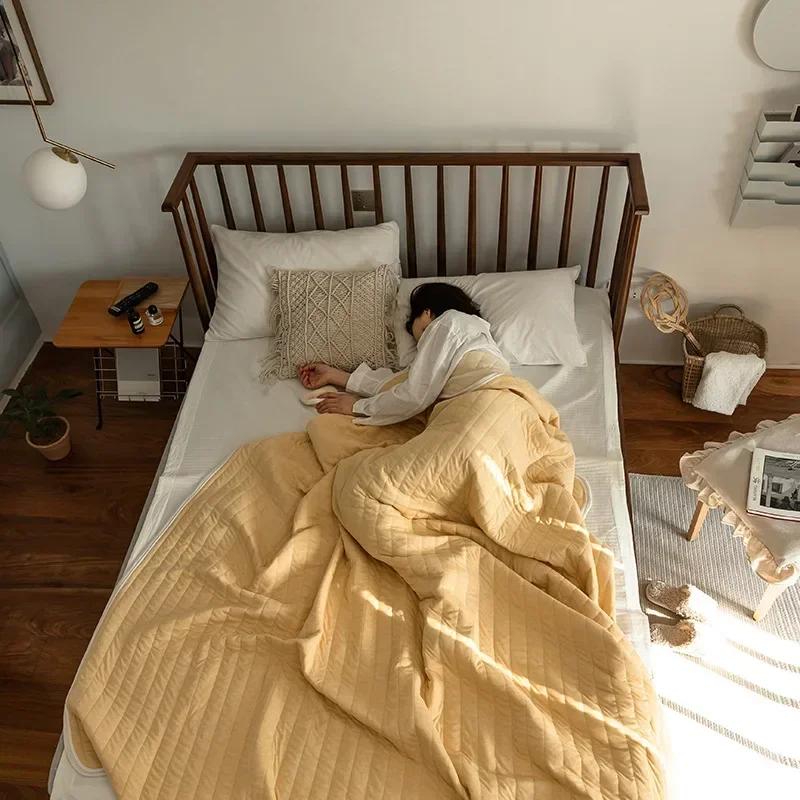 Coperta estiva a righe in 100% cotone per letto, morbida trapunta per letto matrimoniale adatta alla pelle, trapunta sottile traspirante per aria condizionata estiva
