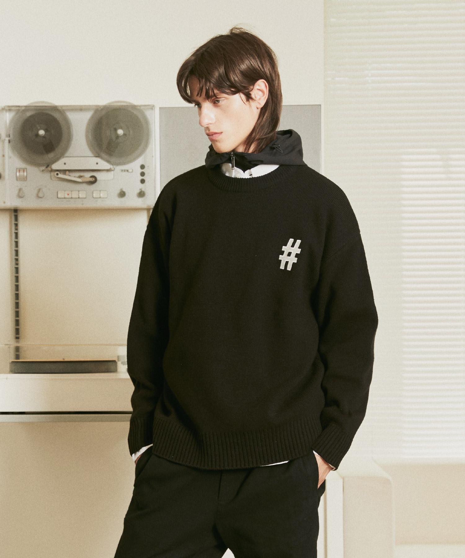 Vintril New York Hashtag Basic Round Oversized Knit (Black) S