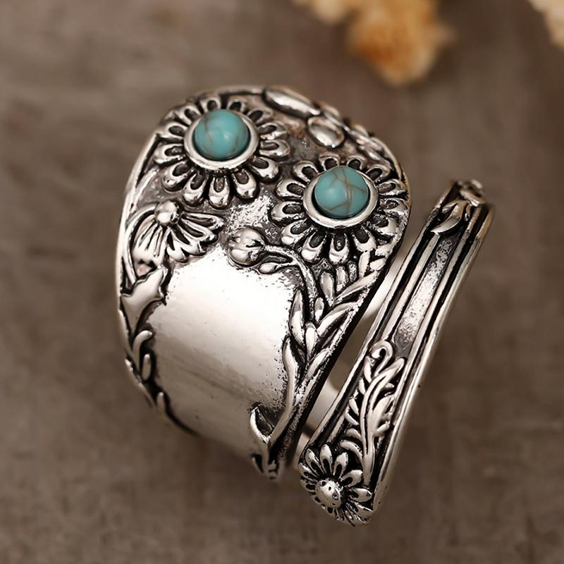 Vintage Flower Opening Rings With Imitation Turquoise For Women Anti Copper Color Elegant Lady Accessories Party Jewelry