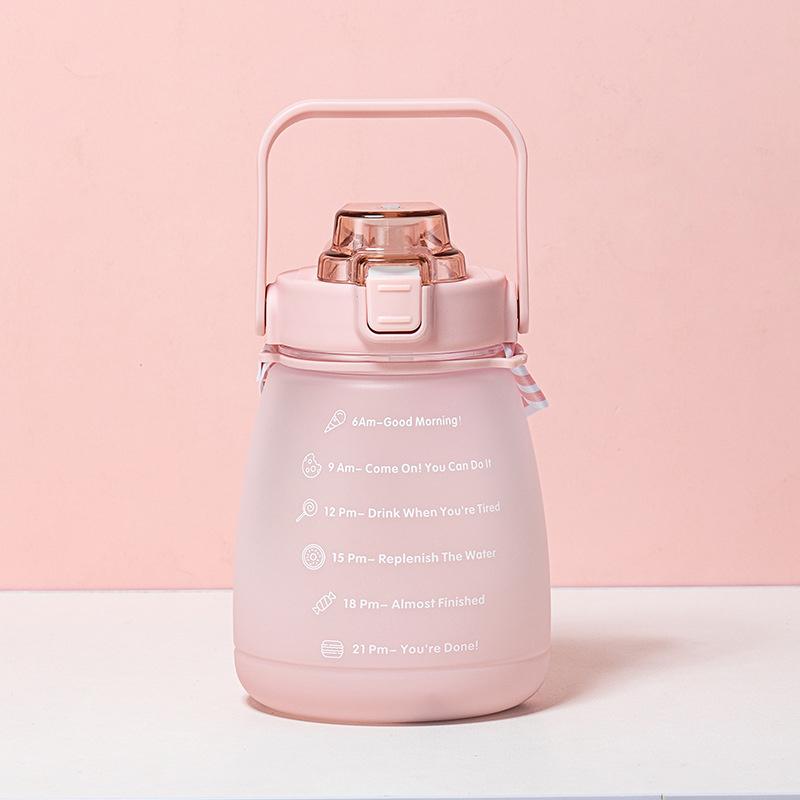 

Градиентный цветной большой стаканчик для живота, двухцветная градиентная бутылка для воды, пищевая пластиковая градиентная песочная бутылка для воды, легко носить с собой