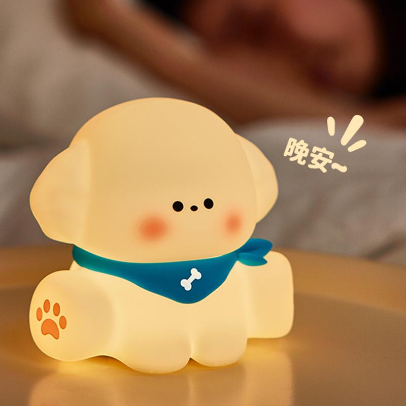 Cloud Silicone Rechargeable Night Light - Creative Bedside & Desk Atmosphere Lamp Y