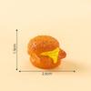1Pc Miniatur Harz Lebensmittel Spielen Mini Burger Küche Szene Simulation Kreative Puppe Zubehör Ornament Puppenhaus Hamburger
