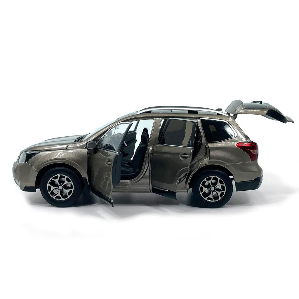 PAUDI MODELL 1/18 Maßstab Subaru Klassisches SUV Diecast Modellauto, Gold